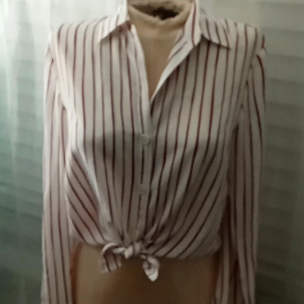Club Monaco White Button-Down Shirt with Red Stripes